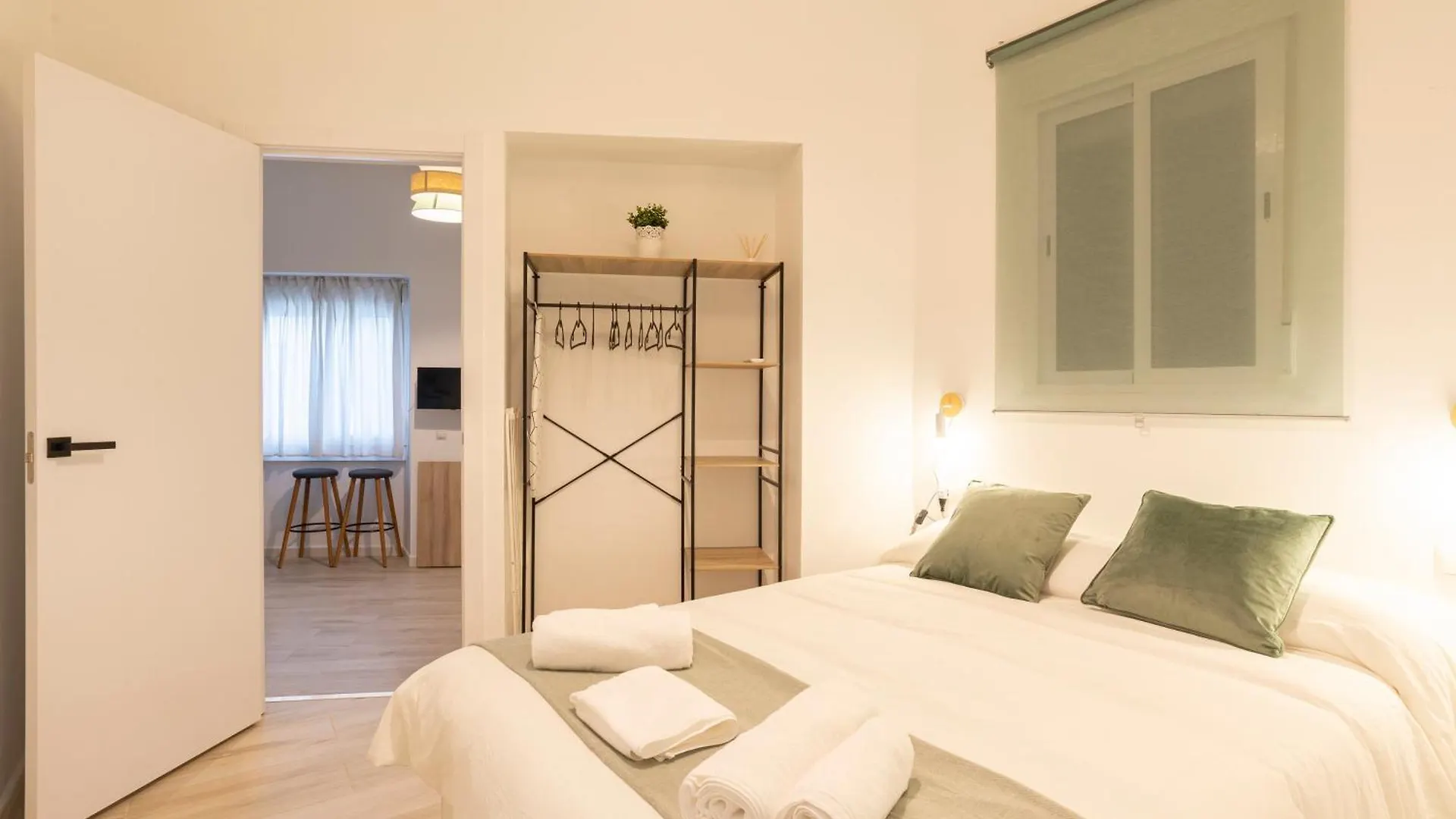 Malaga Center Home דירה